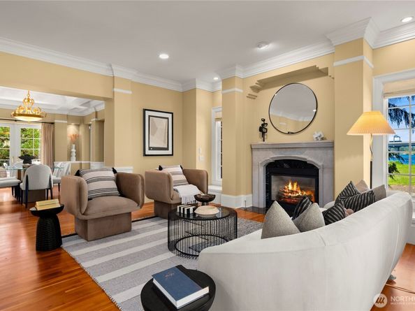 2530 39th Avenue E, Seattle WA 98112