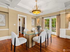 2530 39th Avenue E, Seattle WA 98112
