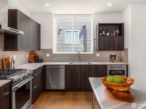 1918 5th Avenue N B, Seattle WA 98109