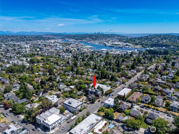 6312 32nd Avenue NW F, Seattle WA 98107