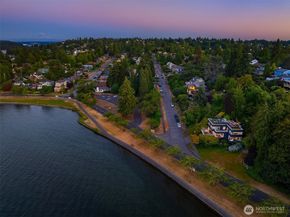 3903 48th Avenue S, Seattle WA 98118