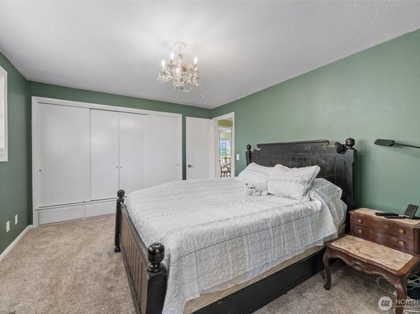 2005 SW 117th Place, Burien WA 98146