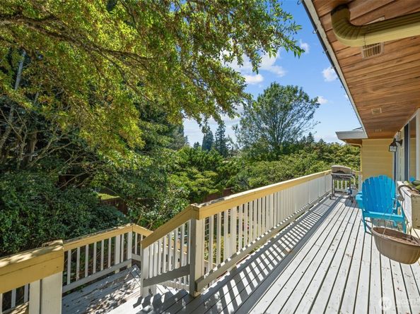 2005 SW 117th Place, Burien WA 98146