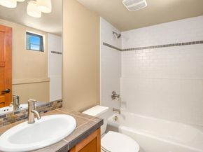 427 2nd Street S A, Kirkland WA 98033