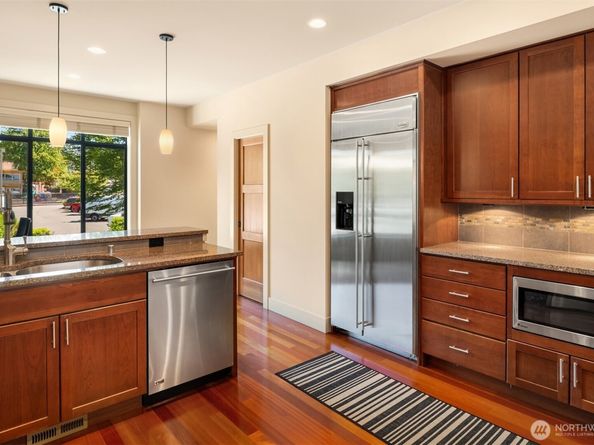 427 2nd Street S A, Kirkland WA 98033