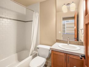 427 2nd Street S A, Kirkland WA 98033