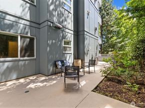 3112 SW Avalon Way 102, Seattle WA 98126