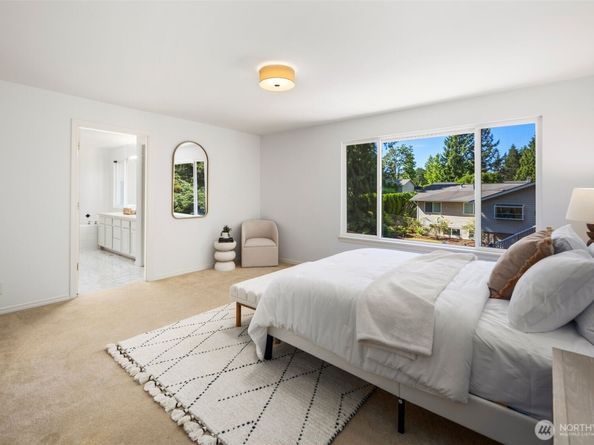 15336 NE 66th Court, Redmond WA 98052