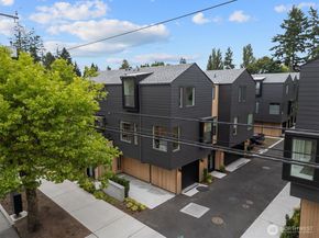 1327 N 185th Street A, Shoreline WA 98133