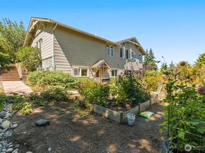 18105 Sunset Way, Edmonds WA 98026