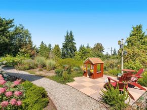 18105 Sunset Way, Edmonds WA 98026