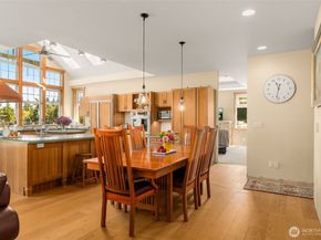 18105 Sunset Way, Edmonds WA 98026
