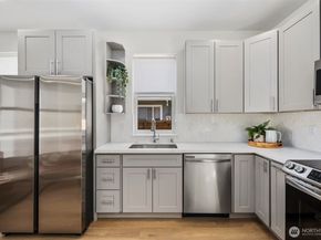 854 A S Donovan Street, Seattle WA 98108