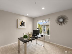 16107 NE 90th Way 3304, Redmond WA 98052
