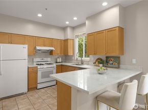 16107 NE 90th Way 3304, Redmond WA 98052