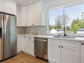 10811 Holly Drive C, Everett WA 98204