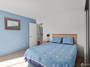 3024 NE 143rd Street 305, Seattle WA 98125
