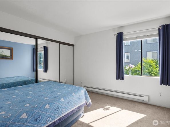 3024 NE 143rd Street 305, Seattle WA 98125