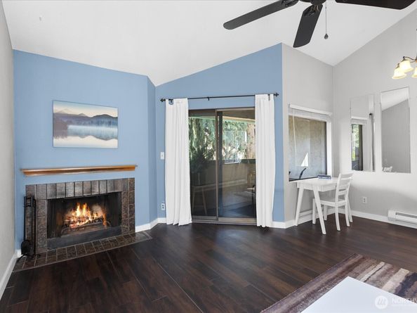 3024 NE 143rd Street 305, Seattle WA 98125
