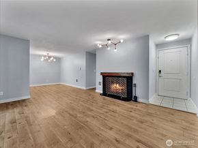 14002 NE 181st Place A204, Woodinville WA 98072