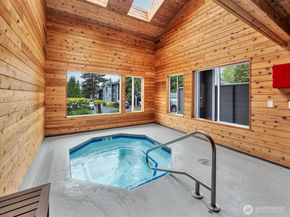 14002 NE 181st Place A204, Woodinville WA 98072