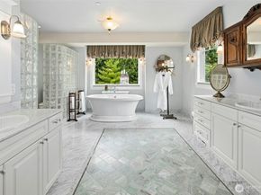 4141 244th Avenue NE, Redmond WA 98053