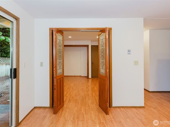 1504 NW Lakehill Circle, Silverdale WA 98383