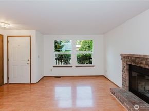 1504 NW Lakehill Circle, Silverdale WA 98383