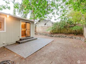 1504 NW Lakehill Circle, Silverdale WA 98383