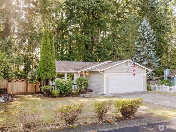 1504 NW Lakehill Circle, Silverdale WA 98383