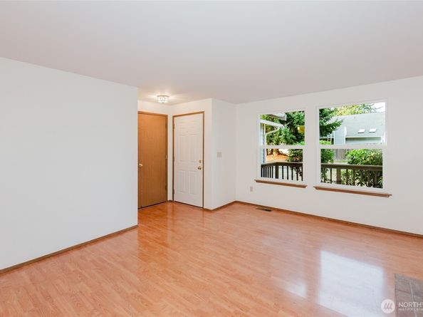 1504 NW Lakehill Circle, Silverdale WA 98383