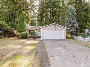 1504 NW Lakehill Circle, Silverdale WA 98383