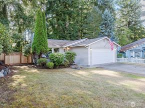 1504 NW Lakehill Circle, Silverdale WA 98383