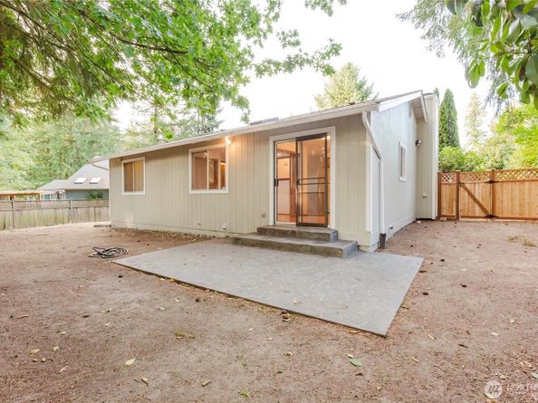 1504 NW Lakehill Circle, Silverdale WA 98383