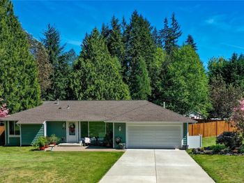 1135 Hillandale Drive E