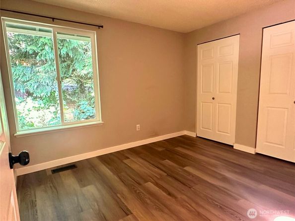 1135 Hillandale Drive E, Port Orchard WA 98366