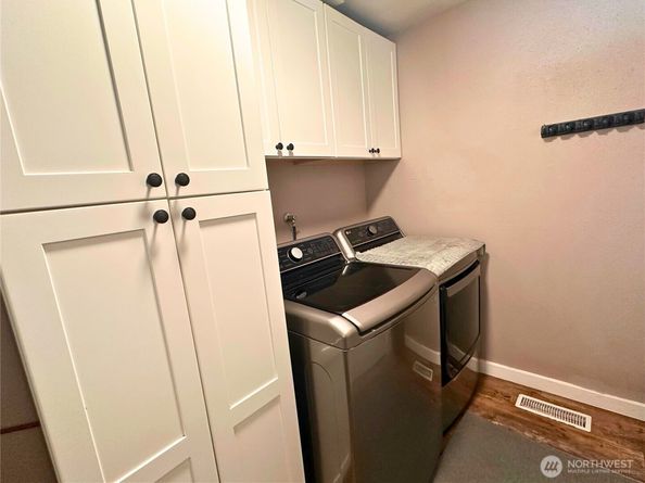 1135 Hillandale Drive E, Port Orchard WA 98366