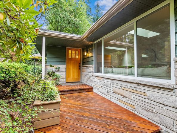 23024 99th Avenue W, Edmonds WA 98020