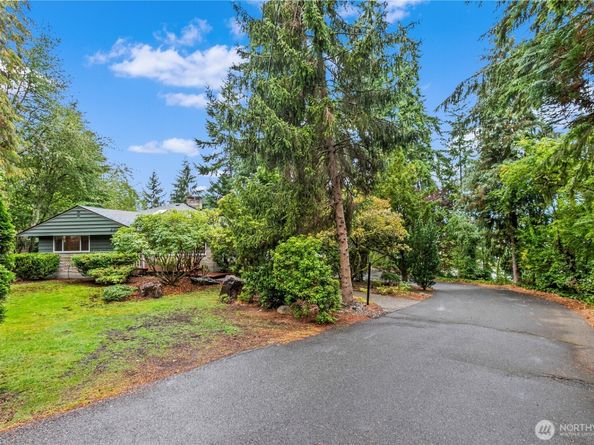 23024 99th Avenue W, Edmonds WA 98020