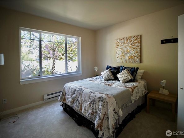 15300 112th Avenue NE B203, Bothell WA 98011