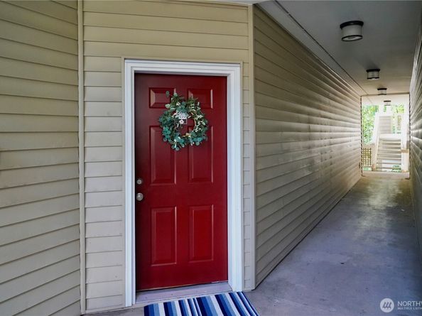 15300 112th Avenue NE B203, Bothell WA 98011