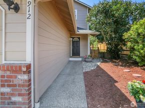 912 Harrison Avenue, Snohomish WA 98290