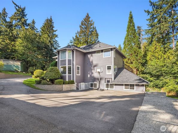 4210 182nd Avenue SE, Issaquah WA 98027