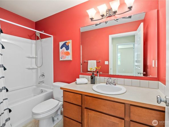 22819 41st Avenue SE, Bothell WA 98021