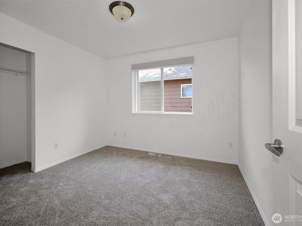 912 141st Lane SW, Lynnwood WA 98087
