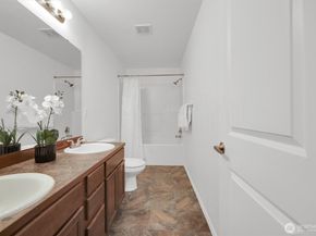 912 141st Lane SW, Lynnwood WA 98087