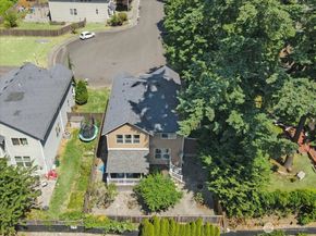 1615 Redmond Court NE, Renton WA 98056