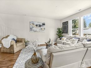 1615 Redmond Court NE, Renton WA 98056