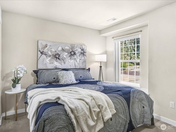 1615 Redmond Court NE, Renton WA 98056