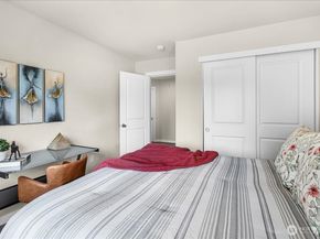 1615 Redmond Court NE, Renton WA 98056